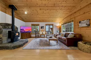 12849 Peregrine Dr, Truckee, CA 96161 - Photo 3