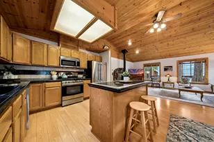 12849 Peregrine Dr, Truckee, CA 96161 - Photo 7
