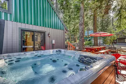 10380 Washoe Road, Truckee, CA 96161 - Photo 3