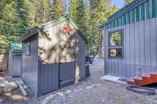 10380 Washoe Rd, Truckee, CA 96161 - Photo 23
