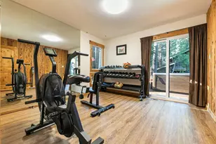 10380 Washoe Rd, Truckee, CA 96161 - Photo 21
