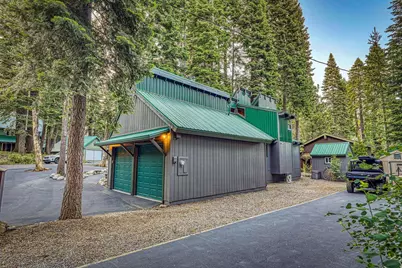 10380 Washoe Road, Truckee, CA 96161 - Photo 25