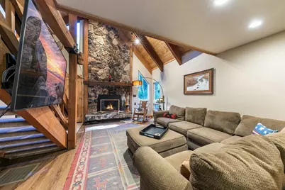 10380 Washoe Road, Truckee, CA 96161 - Photo 9