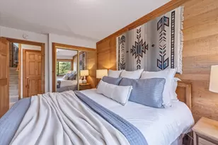 6066 Rocky Point Circle, Truckee, CA 96161 - Photo 17