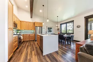 10342 Palisades Dr, Truckee, CA 96161 - Photo 7