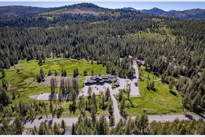 12798 Northwoods Boulevard #425, Truckee, CA 96161 - Photo 23