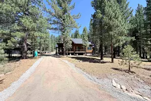 12528 Granite Dr, Truckee, CA 96161 - Photo 13