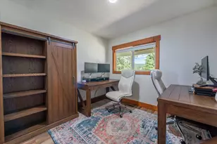 10260 Schaffer Dr, Truckee, CA 96161 - Photo 23