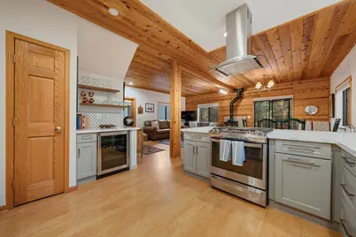 15766 Northwoods Boulevard, Truckee, CA 96161 - Photo 7