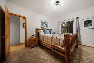 15766 Northwoods Boulevard, Truckee, CA 96161 - Photo 11