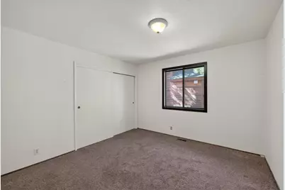 11051 Lausanne Way, Truckee, CA 96161 - Photo 15