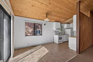 11051 Lausanne Way, Truckee, CA 96161 - Photo 7