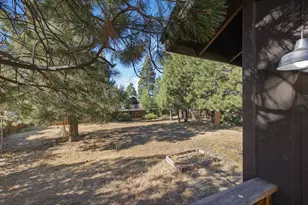 10718 Manchester Dr, Truckee, CA 96161 - Photo 17