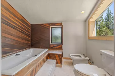 11457 Baden Road, Truckee, CA 96161 - Photo 19