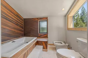 11457 Baden Rd, Truckee, CA 96161 - Photo 19