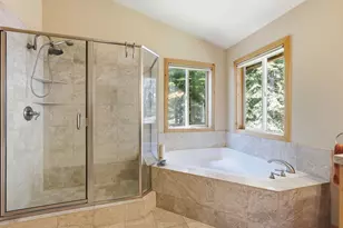 11642 Zermatt Dr, Truckee, CA 96161 - Photo 11