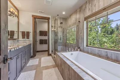 10660 Talus Court, Truckee, CA 96161 - Photo 21