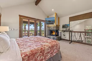 10660 Talus Ct, Truckee, CA 96161 - Photo 19