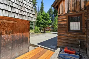 395 Tamarack Ln, Tahoe City, CA 96145 - Photo 25