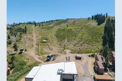 11591 Snowpeak Way #208, Truckee, CA 96161 - Photo 23