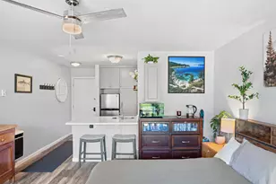11591 Snowpeak Way, Truckee, CA 96161 - Photo 7