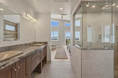 14395 Skislope Way, Truckee, CA 96161 - Photo 17