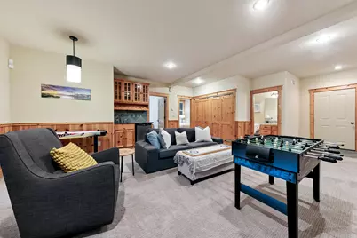 15071 Skislope Way, Truckee, CA 96161 - Photo 21