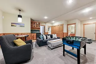 15071 Skislope Way, Truckee, CA 96161 - Photo 21
