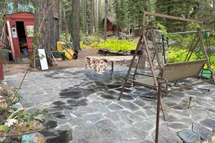 10061 Blue Jay Ln, Truckee, CA 96161 - Photo 3