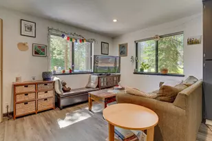 10767 Skislope Way, Truckee, CA 96161 - Photo 7