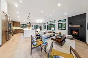11655 Zermatt Dr, Truckee, CA 96161 - Photo 5