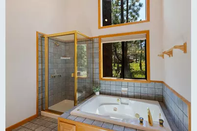 13040 Hillside Drive, Truckee, CA 96161 - Photo 15