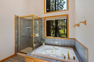 13040 Hillside Dr, Truckee, CA 96161 - Photo 15