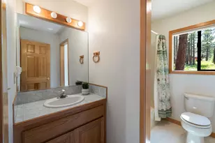 13040 Hillside Dr, Truckee, CA 96161 - Photo 17