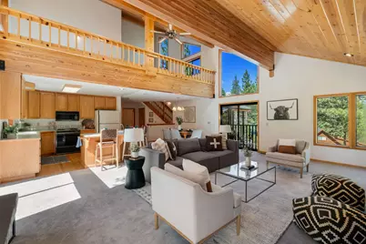 13040 Hillside Drive, Truckee, CA 96161 - Photo 7