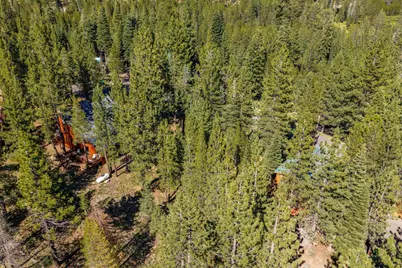 13020 Hillside Drive, Truckee, CA 96161 - Photo 9