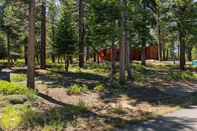 13020 Hillside Drive, Truckee, CA 96161 - Photo 1