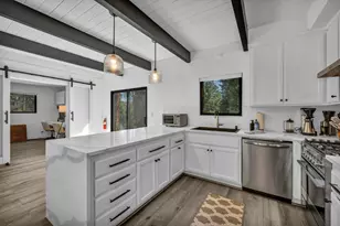1020 Cambridge Dr, Kings Beach, CA 96143 - Photo 9