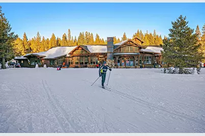 11589 Snowpeak Way #225, Truckee, CA 96161 - Photo 19