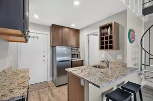 11589 Snowpeak Way, Truckee, CA 96161 - Photo 9