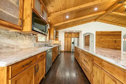 10136 E Alder Creek Road, Truckee, CA 96161 - Photo 7