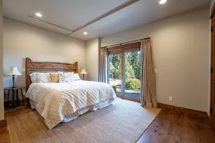 10954 Skislope Way, Truckee, CA 96161 - Photo 9