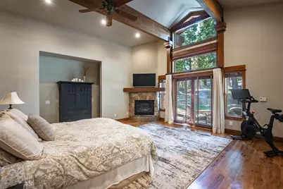 10954 Skislope Way, Truckee, CA 96161 - Photo 17