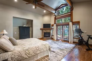 10954 Skislope Way, Truckee, CA 96161 - Photo 17