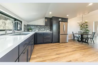 10017 East River Street, Truckee, CA 96161 - Photo 11