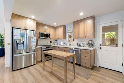 8689 Rainbow Avenue, Kings Beach, CA 96143 - Photo 7