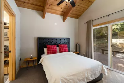 12500 Lausanne Way, Truckee, CA 96161 - Photo 17