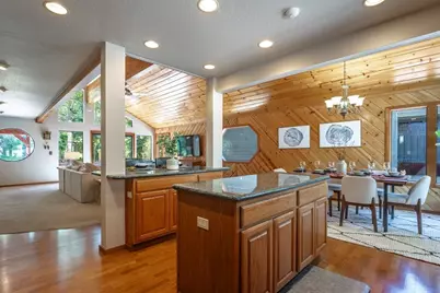 13050 Skiview Loop, Truckee, CA 96161 - Photo 9