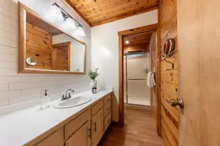 12199 Greenwood Ct, Truckee, CA 96161 - Photo 19