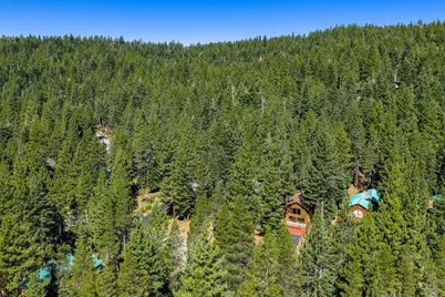 13245 Hansel Avenue, Truckee, CA 96161 - Photo 17